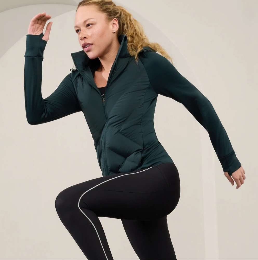 Athleta Inlet Jacket in the color Cypress.Sz M Tall